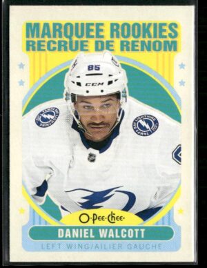#642 2021-22 O-Pee-Chee Update Retro - Daniel Walcott