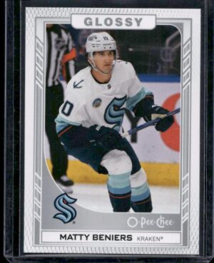 #R-33 O-Pee-Chee Glossy - Matty Beniers