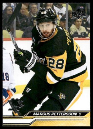 #391 Base - Marcus Pettersson
